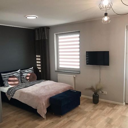 Apartament Holenderski Z Prywatnym Miejscem Postojowym W Garazu Koszalin Kültér fotó